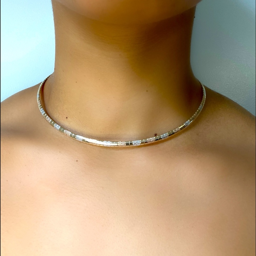Garota’s Necklace & Bracelet Set